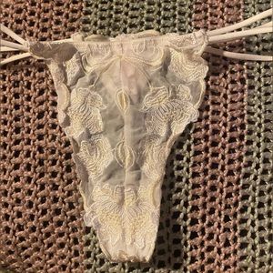 Vintage Victoria's Secret V-String Floral Lace Thong Panties